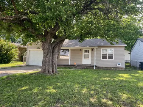 1229 N Tucker Ave, Shawnee, OK 74801