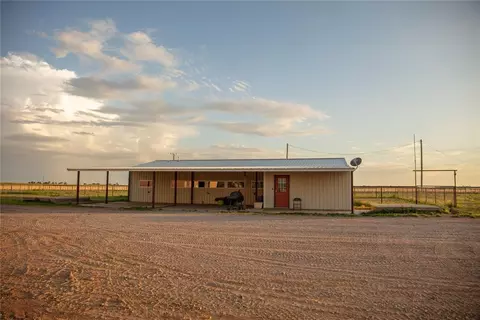 31665 E County Road 1350, Willow, OK 73673