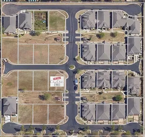 9232 Joan Dr, Midwest City, OK 73130