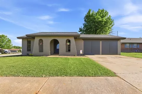 4024 Dentwood Ter, Del City, OK 73115