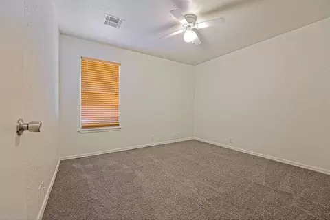 Bedroom - 508 Crestview, Edmond, OK 73012 photo 4 of 7