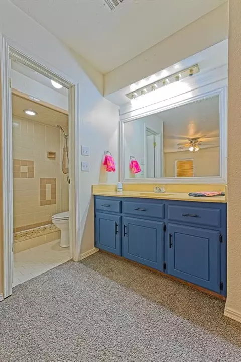 Bath - 508 Crestview, Edmond, OK 73012 photo 1 of 4