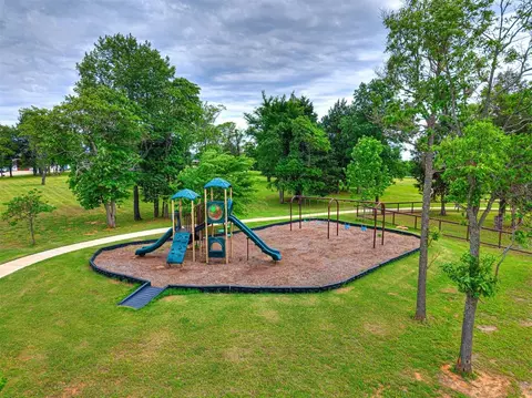 216 Patriot Pointe, Eufaula, OK 74432 photo 8