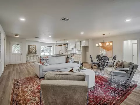 2529 NW 58th St, Oklahoma City, OK 73112