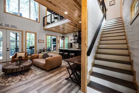 Entry Way - 178 Penner Rd, Broken Bow, OK 74728 photo 1 of 4