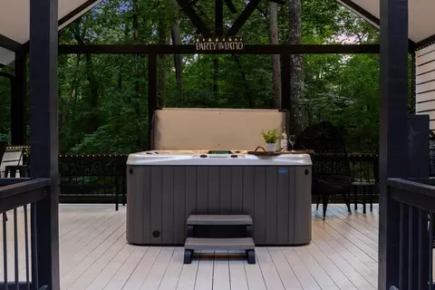 Exterior - 178 Penner Rd, Broken Bow, OK 74728 photo 9 of 11