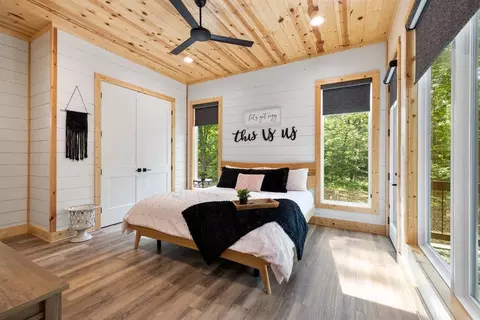 Bedroom - 178 Penner Rd, Broken Bow, OK 74728 photo 6 of 7