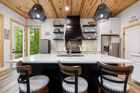 Kitchen - 178 Penner Rd, Broken Bow, OK 74728 photo 1 of 7