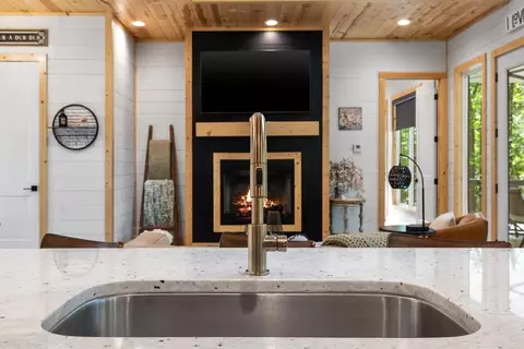 Kitchen - 178 Penner Rd, Broken Bow, OK 74728 photo 7 of 7