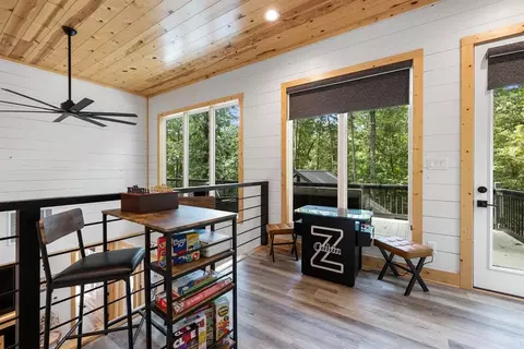 Entry Way - 178 Penner Rd, Broken Bow, OK 74728 photo 3 of 4