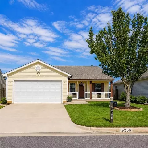9200 Checkerbloom Dr, Oklahoma City, OK 73165