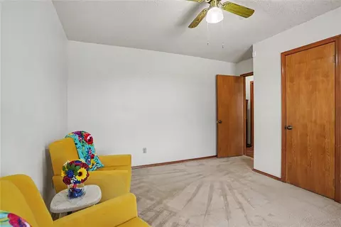 Bedroom - 305 Mallard Cir, Altus, OK 73521 photo 4 of 4