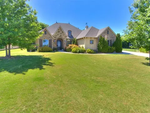 4343 Nicole Dr, Norman, OK 73072