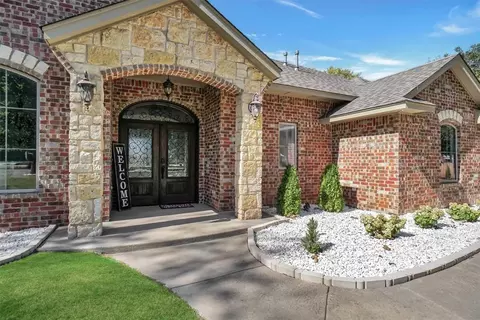 715 N Michigan Ave, Mangum, OK 73554