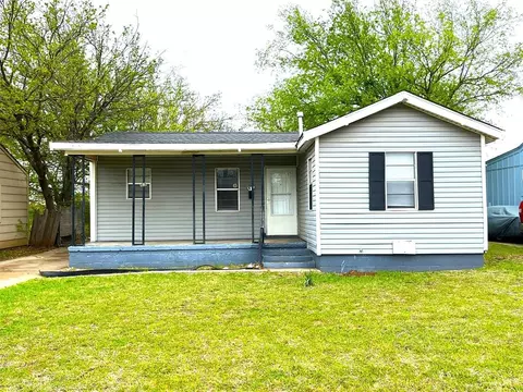 313 W Peach St, Midwest City, OK 73110