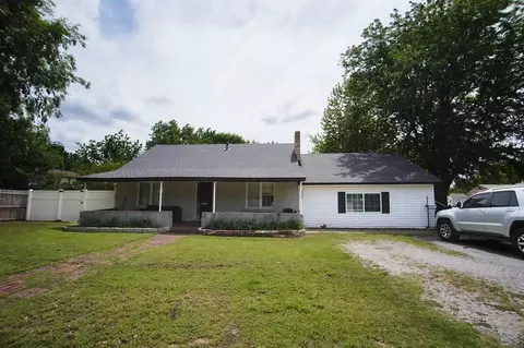 2012 W Boyd St, Norman, OK 73069