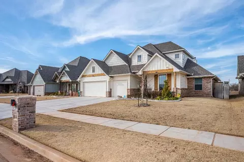 16305 Marigold Ave, Edmond, OK 73013