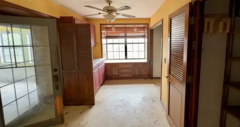 Entry Way - 18486 E 1270 Rd, Sayre, OK 73662 photo 1 of 1