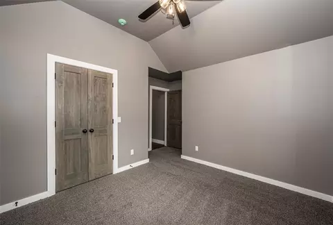 Bedroom - 1111 Bridgeview Ln, Tuttle, OK 73089 photo 6 of 6
