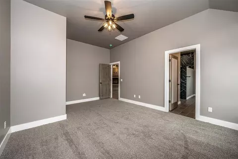 Bedroom - 1111 Bridgeview Ln, Tuttle, OK 73089 photo 2 of 6