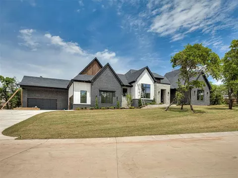 8080 Silver Spur, Arcadia, OK 73007