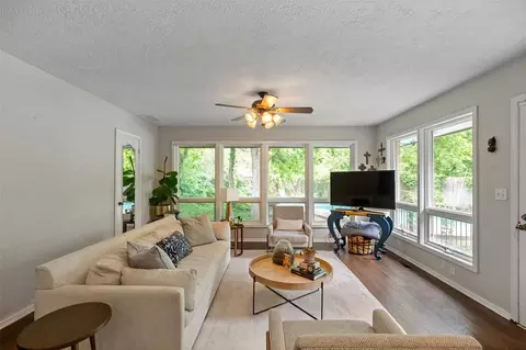 Living - 714 Long Cir, Norman, OK 73071 photo 1 of 6