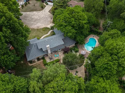 View/Area - 714 Long Cir, Norman, OK 73071 photo 1 of 3