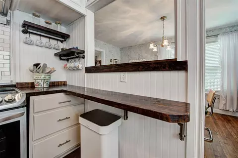 Kitchen - 134 E Himes St, Norman, OK 73069 photo 3 of 7