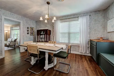 Dining - 134 E Himes St, Norman, OK 73069 photo 3 of 3