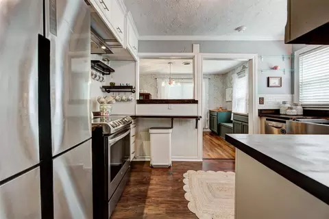 Kitchen - 134 E Himes St, Norman, OK 73069 photo 7 of 7