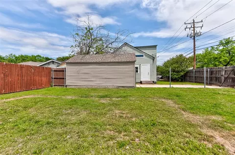 Exterior - 134 E Himes St, Norman, OK 73069 photo 4 of 5
