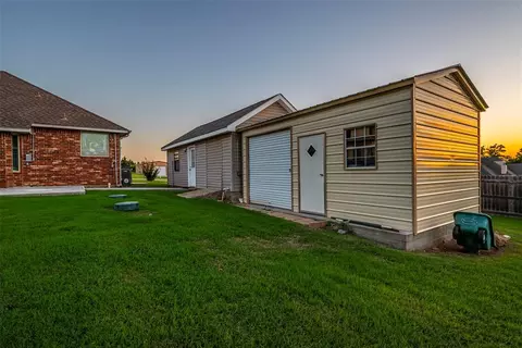 Exterior - Undisclosed, Guthrie, OK 73044 photo 6 of 9