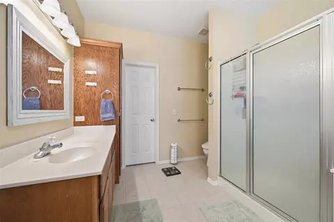 Bath - Undisclosed, Guthrie, OK 73044 photo 1 of 6