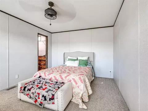 Bedroom - 30211 Mooney St, Wayne, OK 73095 photo 2 of 8