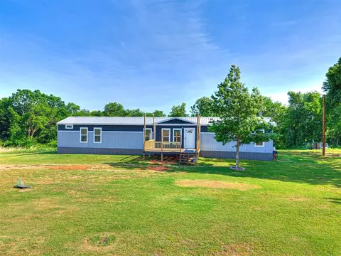 Exterior - 30211 Mooney St, Wayne, OK 73095 photo 1 of 7