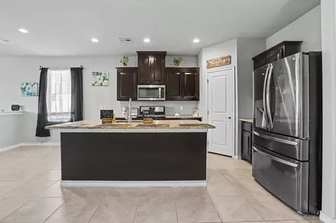 11205 NW 95th Ter, Yukon, OK 73099