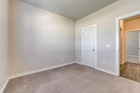 Bedroom - 15944 Spur Cir, Mcloud, OK 74851 photo 6 of 8