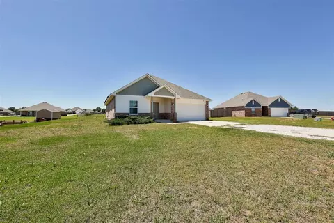 Exterior - 15944 Spur Cir, Mcloud, OK 74851 photo 3 of 9
