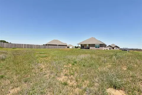 Exterior - 15944 Spur Cir, Mcloud, OK 74851 photo 8 of 9