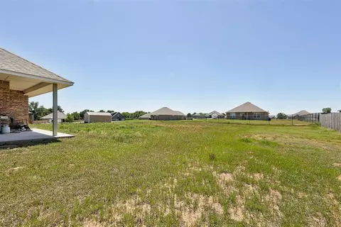 Exterior - 15944 Spur Cir, Mcloud, OK 74851 photo 6 of 9