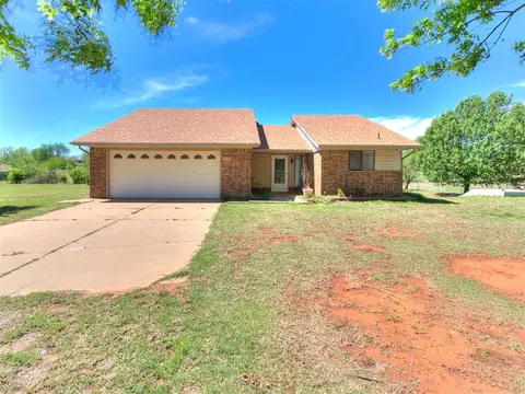 880 Cottontail Rd, Tuttle, OK 73089