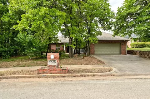2500 Ashebury Way, Edmond, OK 73034