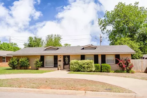 1605 W C Ave, Elk City, OK 73644