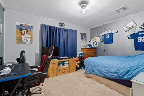 Bedroom - 303 E Main St, Ringling, OK 73456 photo 3 of 5