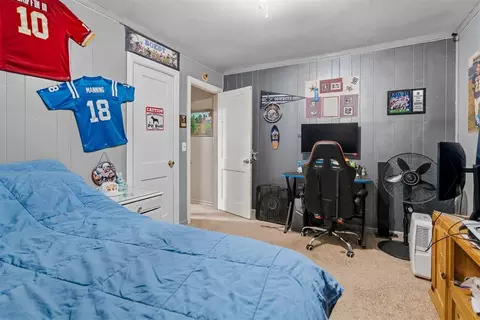 Bedroom - 303 E Main St, Ringling, OK 73456 photo 5 of 5