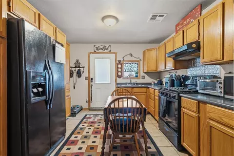 Kitchen - 303 E Main St, Ringling, OK 73456 photo 1 of 3
