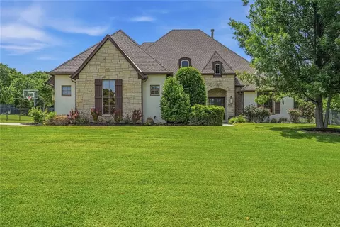 7416 NE 116th St, Edmond, OK 73013