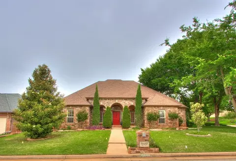 13000 Red Cedar Cir, Oklahoma City, OK 73131