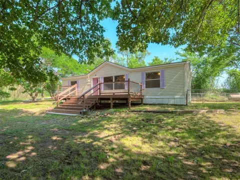 5609 E Horse Ranch Rd, Perkins, OK 74059