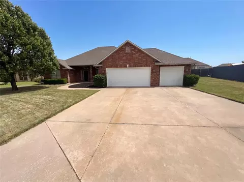 13808 S Robinson Ave, Oklahoma City, OK 73170